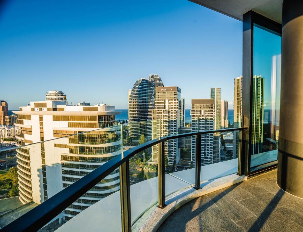 2 Bedroom Luxurious Family Apartment Next To Pacific Fair - Broadbeach Gold Coast Gc22 Buitenkant foto